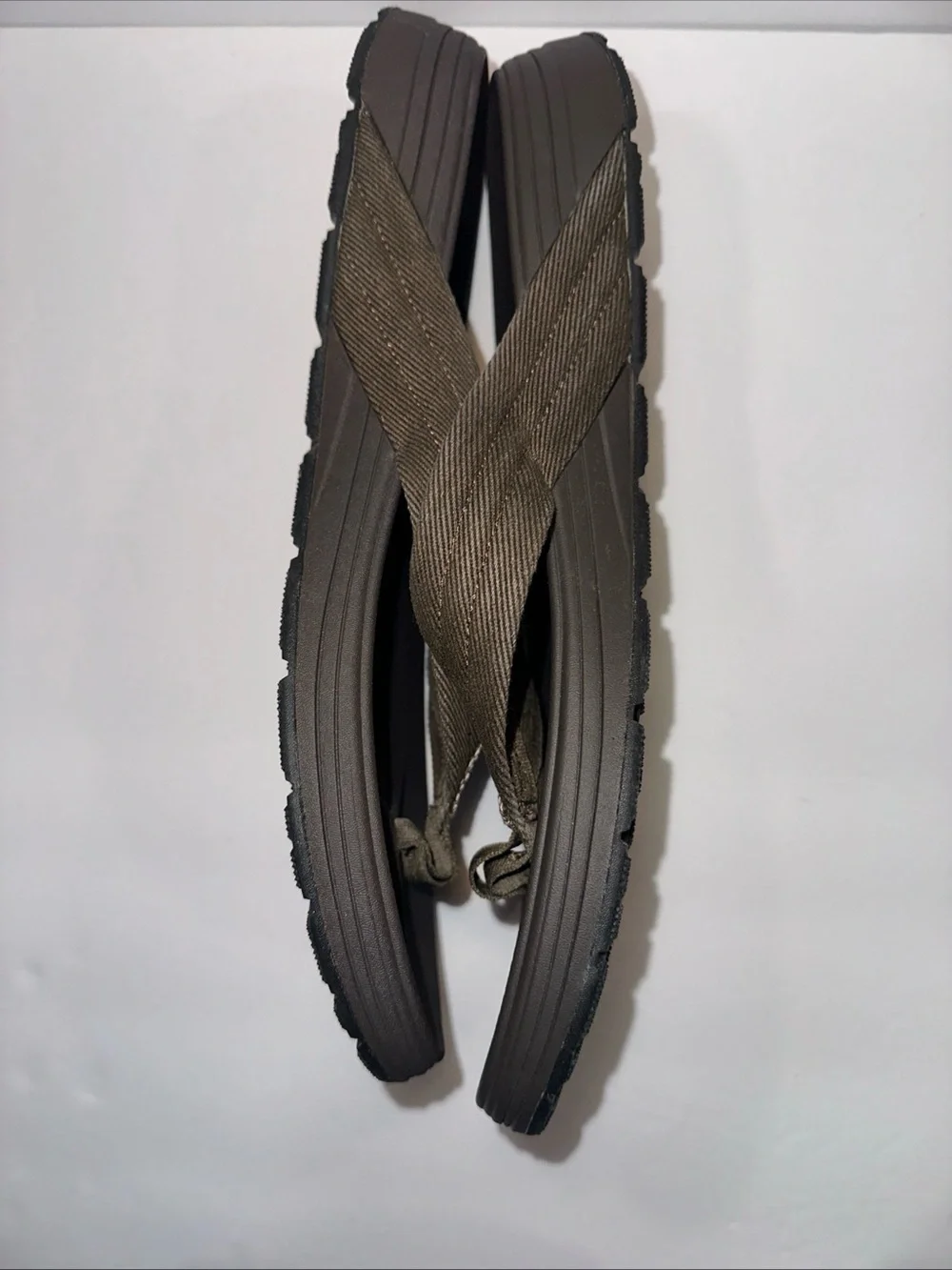 Skechers Men Relaxed Fit Luxe Foam Flip Flop Thong Brown Size 12 Never Worn
